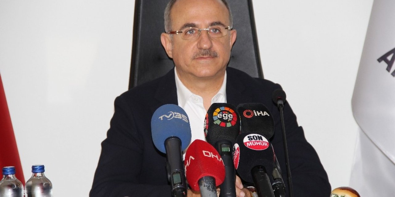 AK Parti İzmir İl Başkanı Sürekli: "18 ay göz boyamayla geçmiştir"