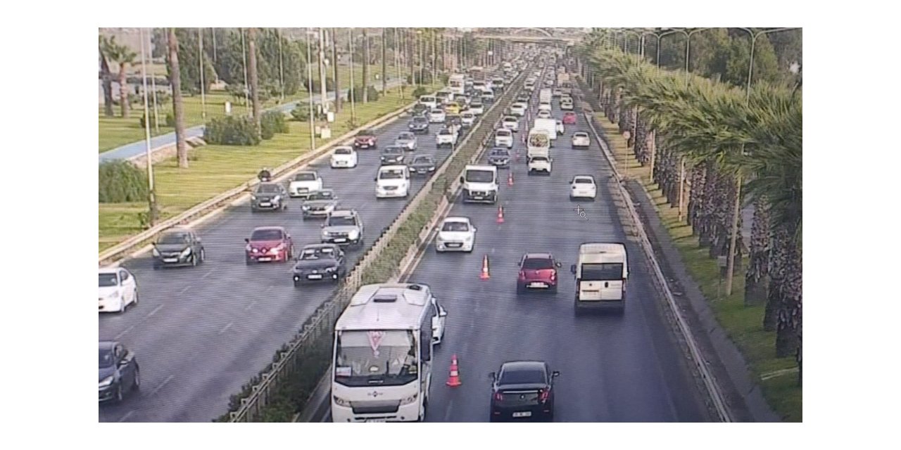 Başkan Soyer: "Kademeli mesai kent genelinde yaygınlaşırsa trafik sorun olmaktan çıkar"