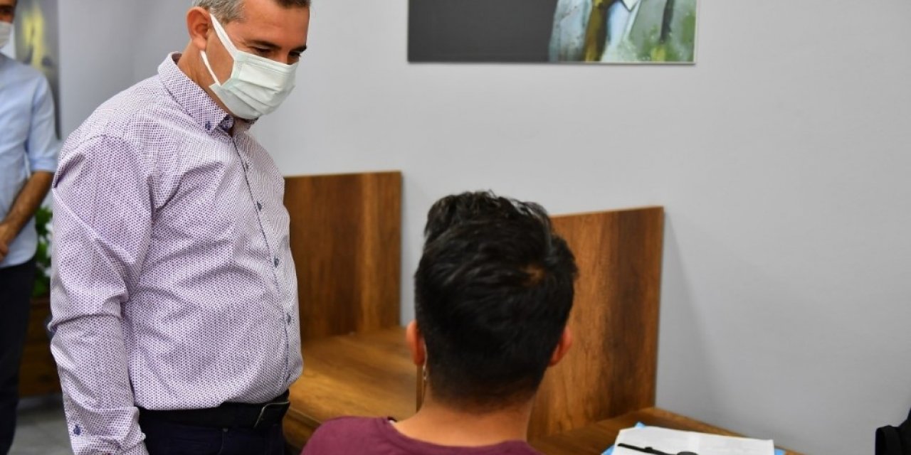 Başkan Çınar’ın Kitap Kafe ilgisi