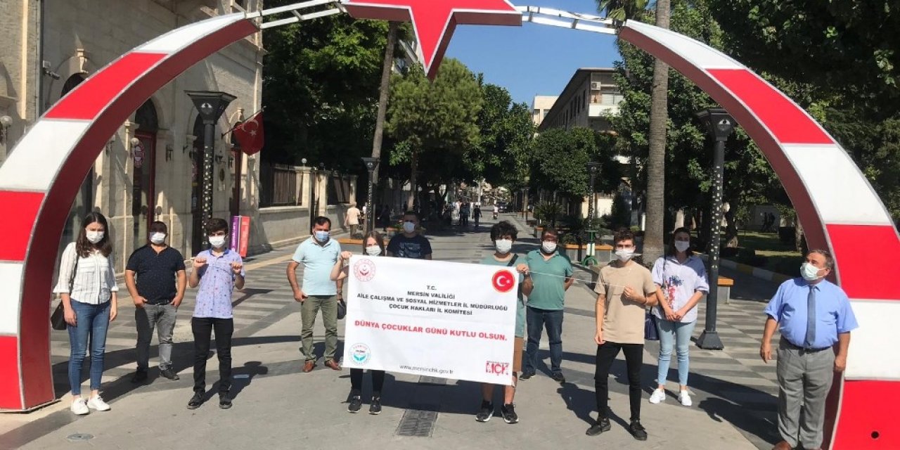 Dünya Çocuk Günü’nde sembolik kutlama