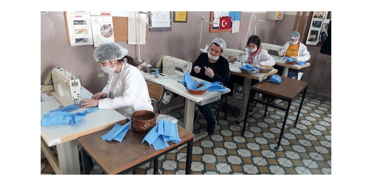 Meslek liselerinde alan derslerinde yüz yüze eğitim başladı