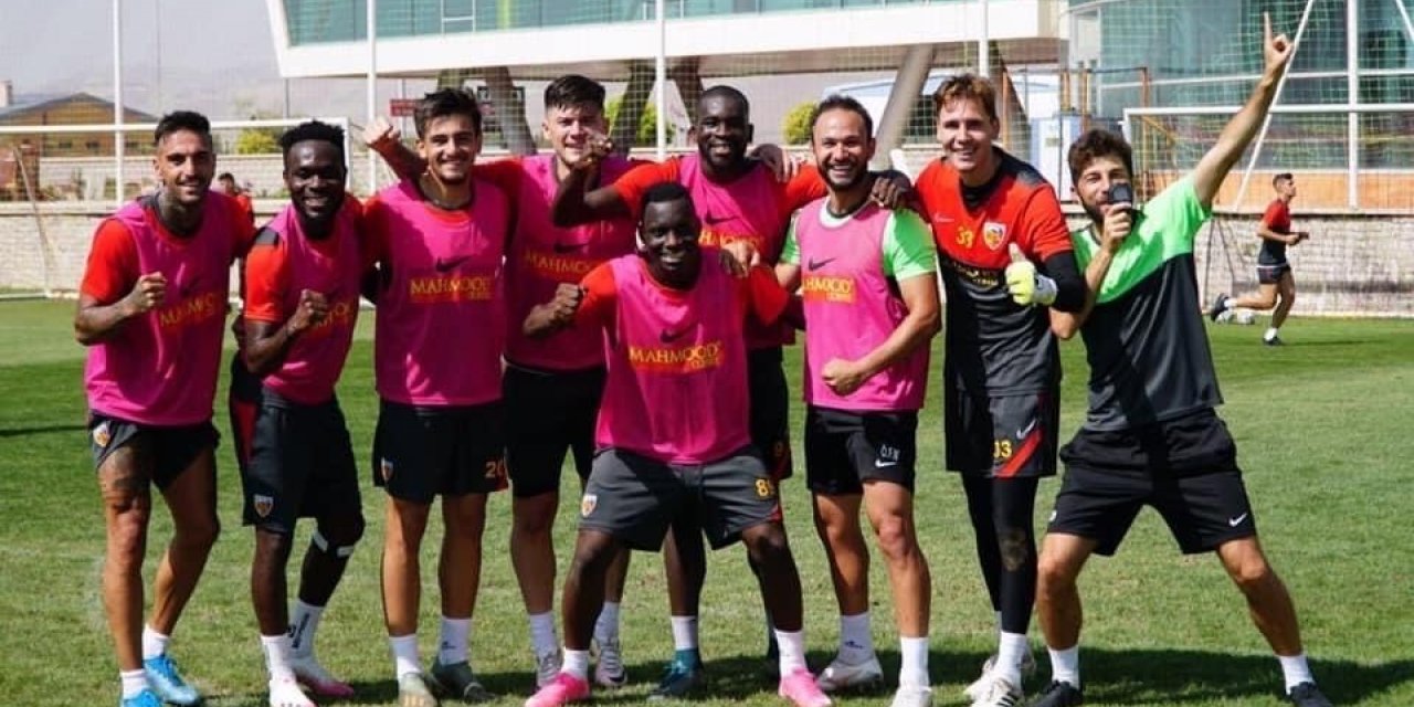 Kayserispor’un 15 yabancısı var