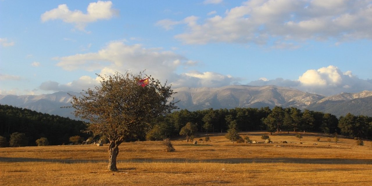 Bu yaylada konaklayan mutlu uyanıyor