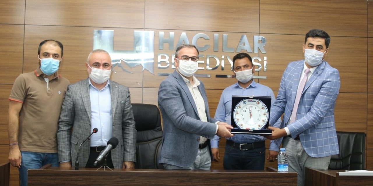 İşçilerde toplu sözleşme sevinci