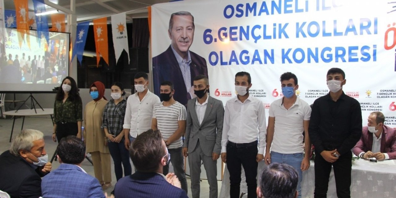 AK Parti Osmaneli İlçe Gençlik Kolları Başkanlık seçimi yapıldı