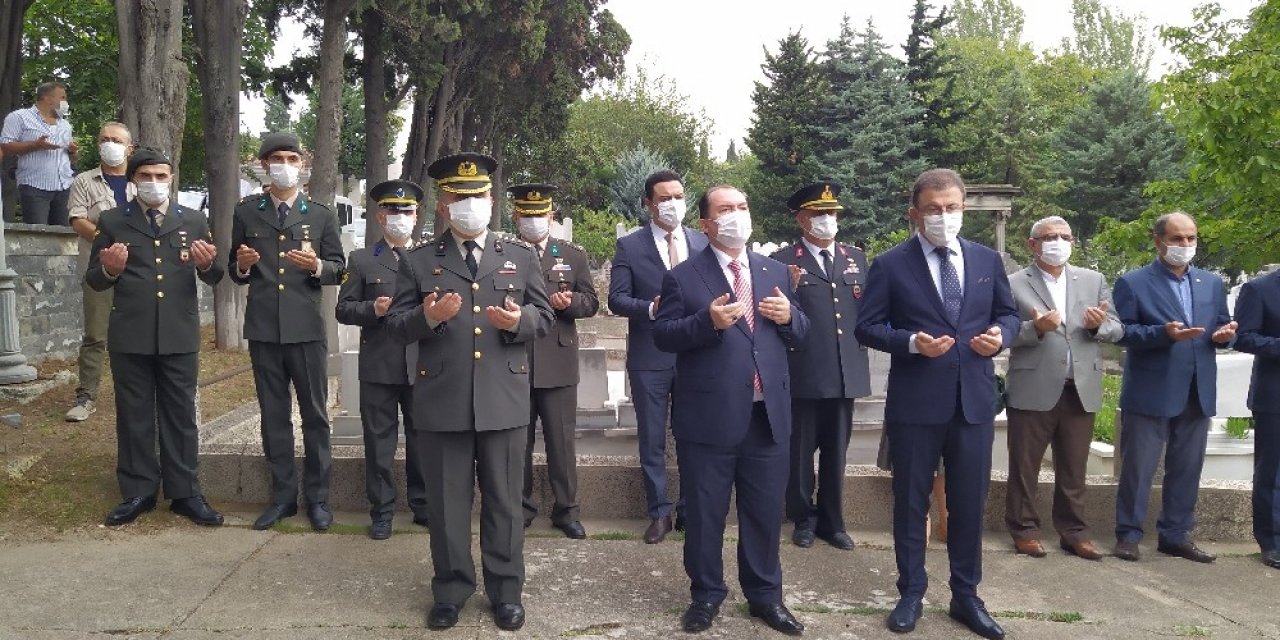 İstanbul’un işgalini kırmak üzere şehre ilk giren ordu komutanı Şükrü Naili paşa kabri başında anıldı