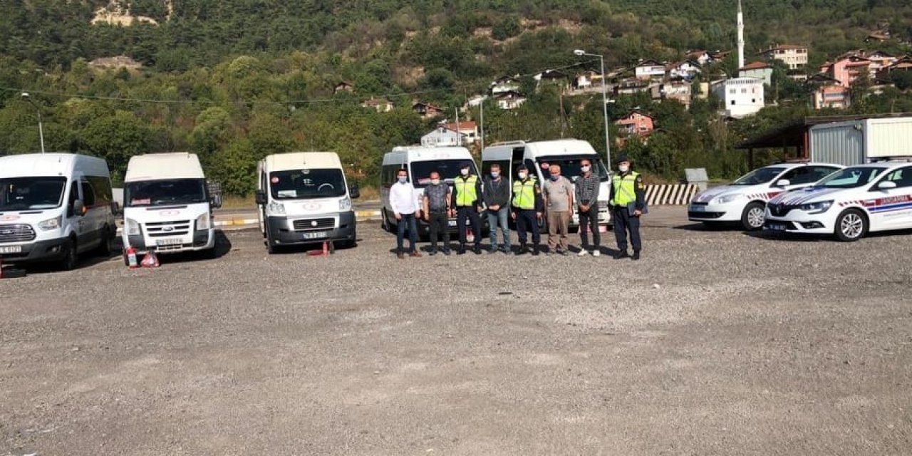 Jandarmadan okul servislerine denetim