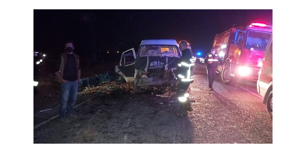 Sandıklı’da trafik kazası: 2 yaralı