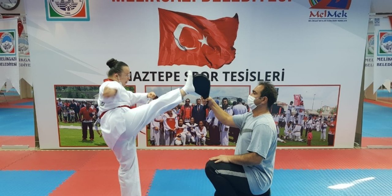 Down sendromlu Büşra’nın hedefi altın madalya