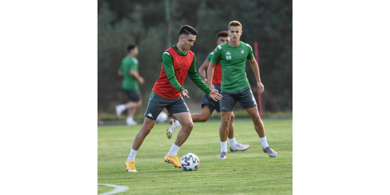 Bursaspor, Bolu kampının ilk antrenmanını yaptı