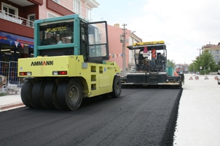 Beyşehir'de asfalt sezonu açıldı