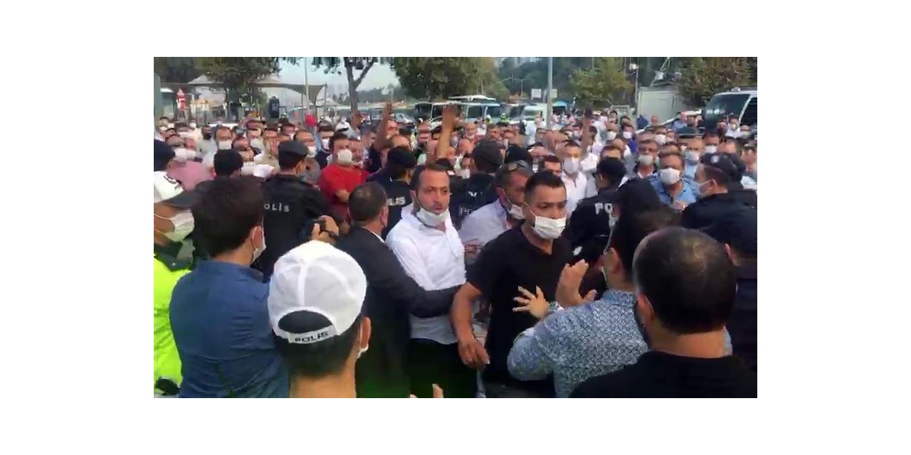 Eylem yapmak isteyen minibüsçülere polis izin vermedi