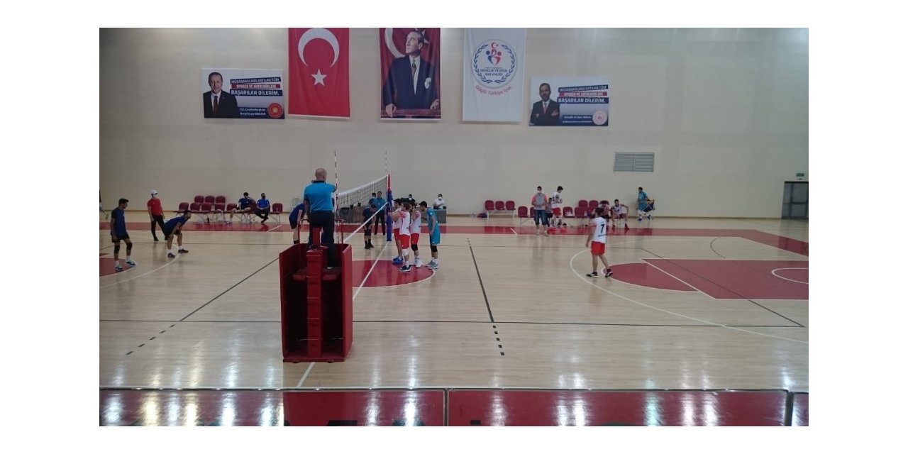 Melikgazi Belediyespor Voleybol Takımı yine galip geldi