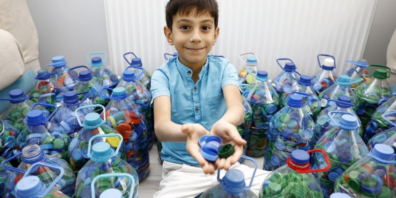 Dedesinin çay ocağında topladığı kapaklar ile bir engelliye umut oldu