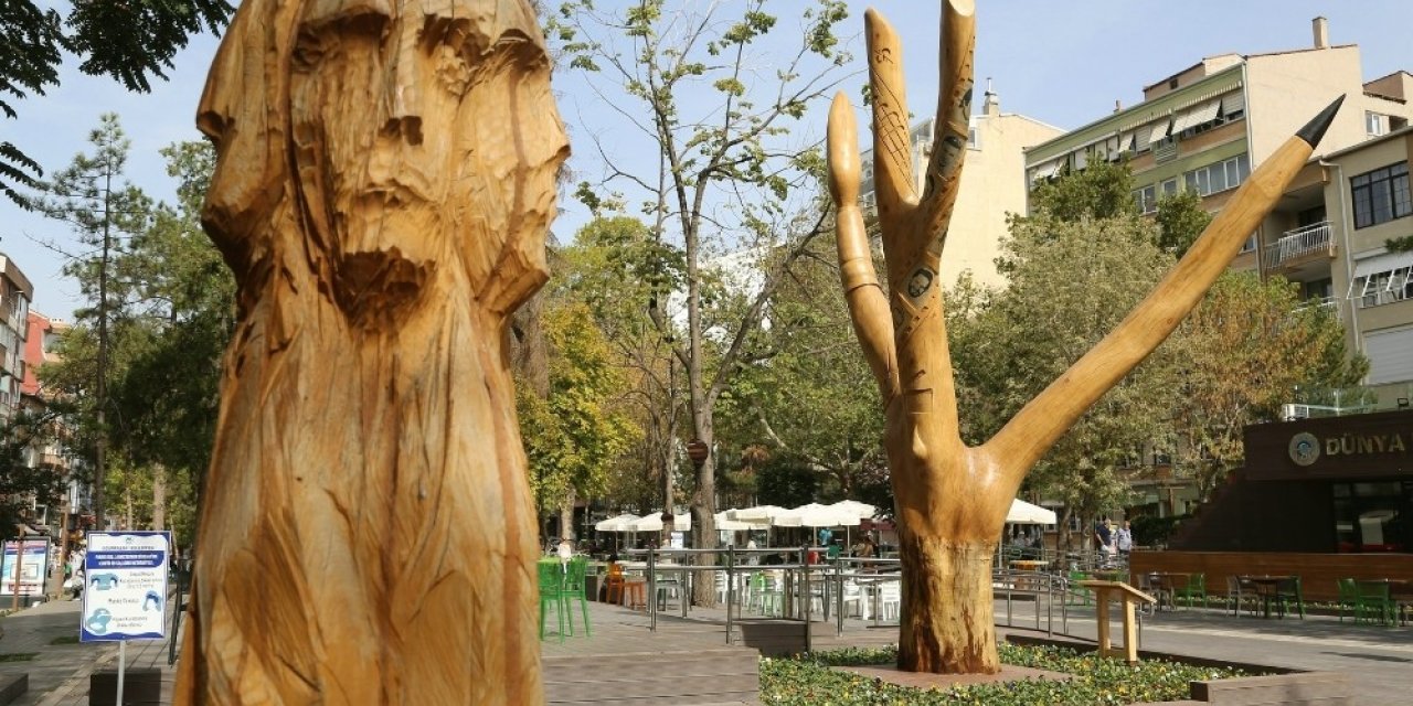 Eskişehir’de ’Kültür ve Sanat Çınarı’ açıldı