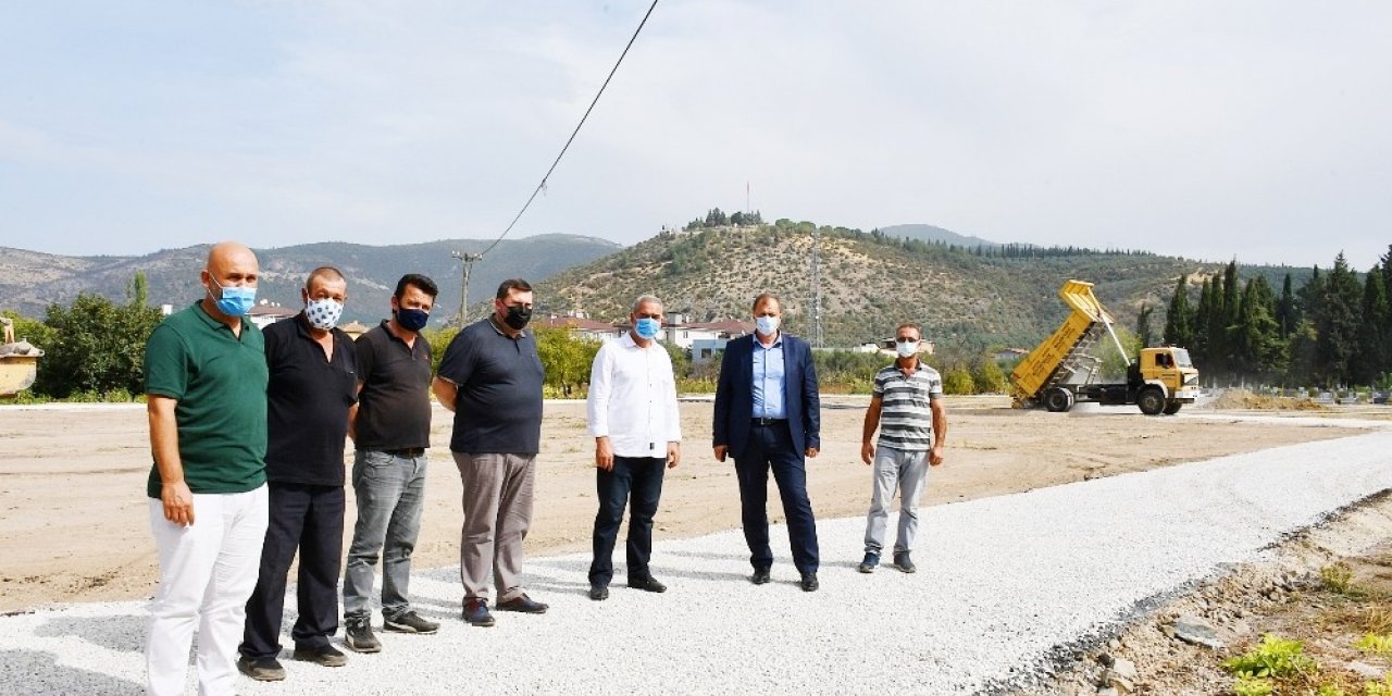 İznik’te mezarlık düzenlemesi