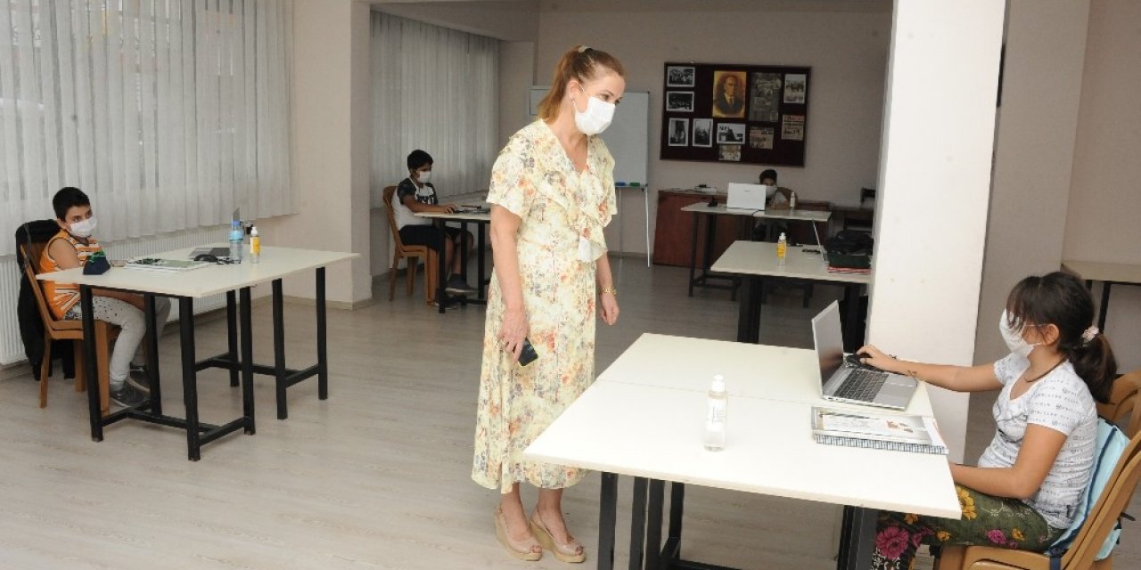 Balçova EBA Destek Merkezi açıldı