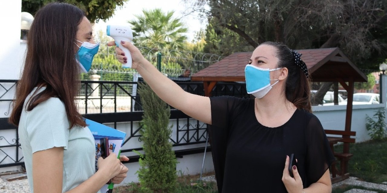 Radikal Eğitim Kurumları girişinde HES kodu uygulaması