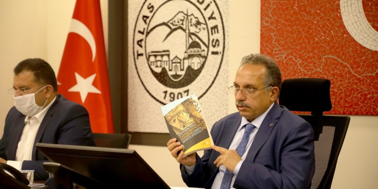 Başkan Yalçın hem cevapladı hem gündemi değerlendirdi