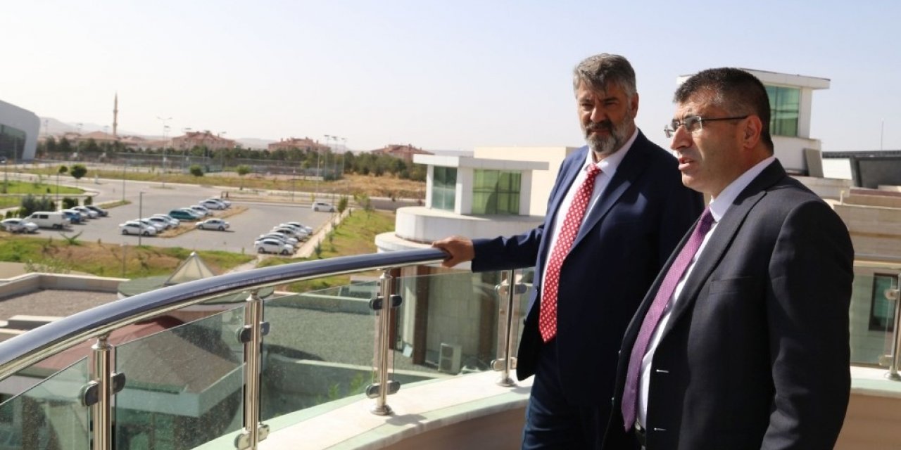 KBÜ Rektörü Polat’tan Nevşehir Hacı Bektaş Veli Üniversitesine ziyaret