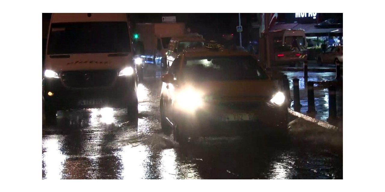 Maltepe’de yollar göle döndü