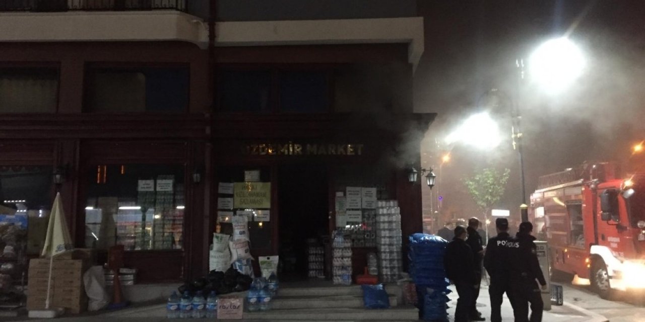Kızılcahamam’da bir markette yangın çıktı