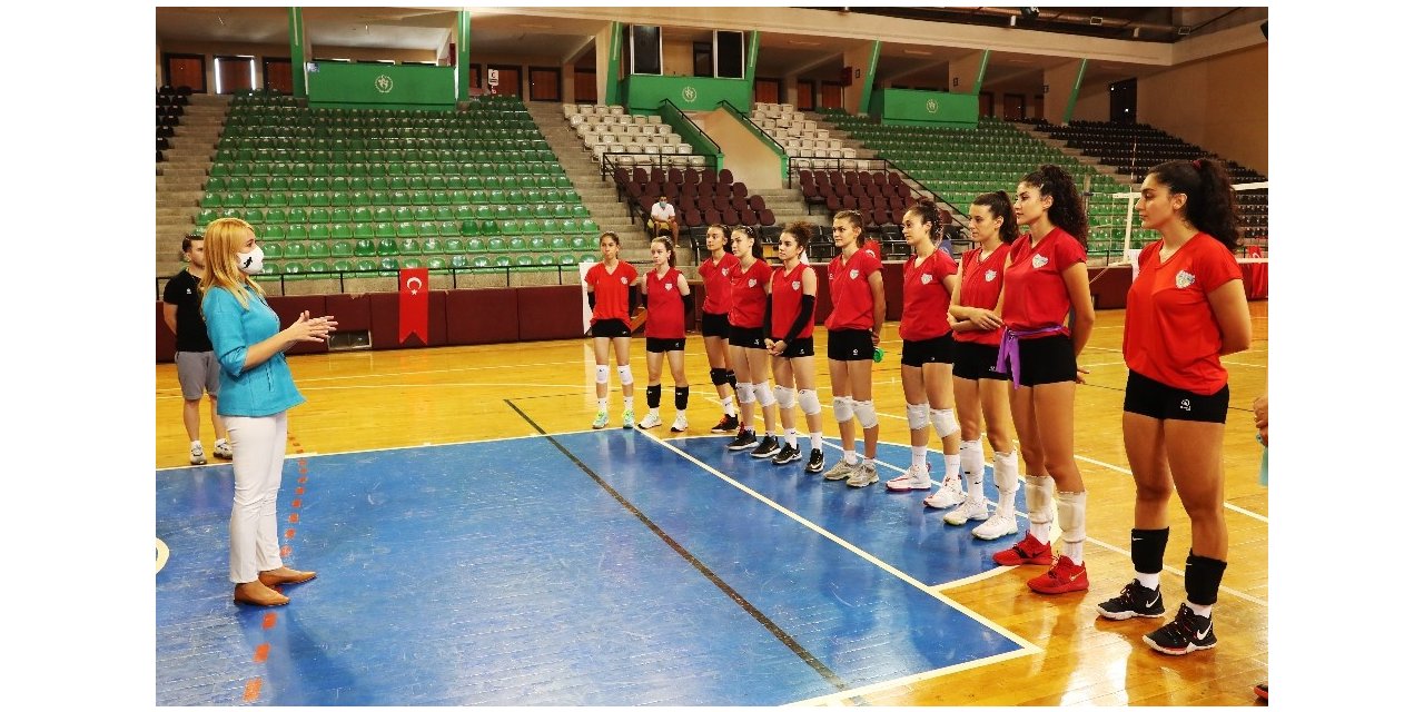 Merkezefendi’nin sultanları ilk maçına çıkıyor