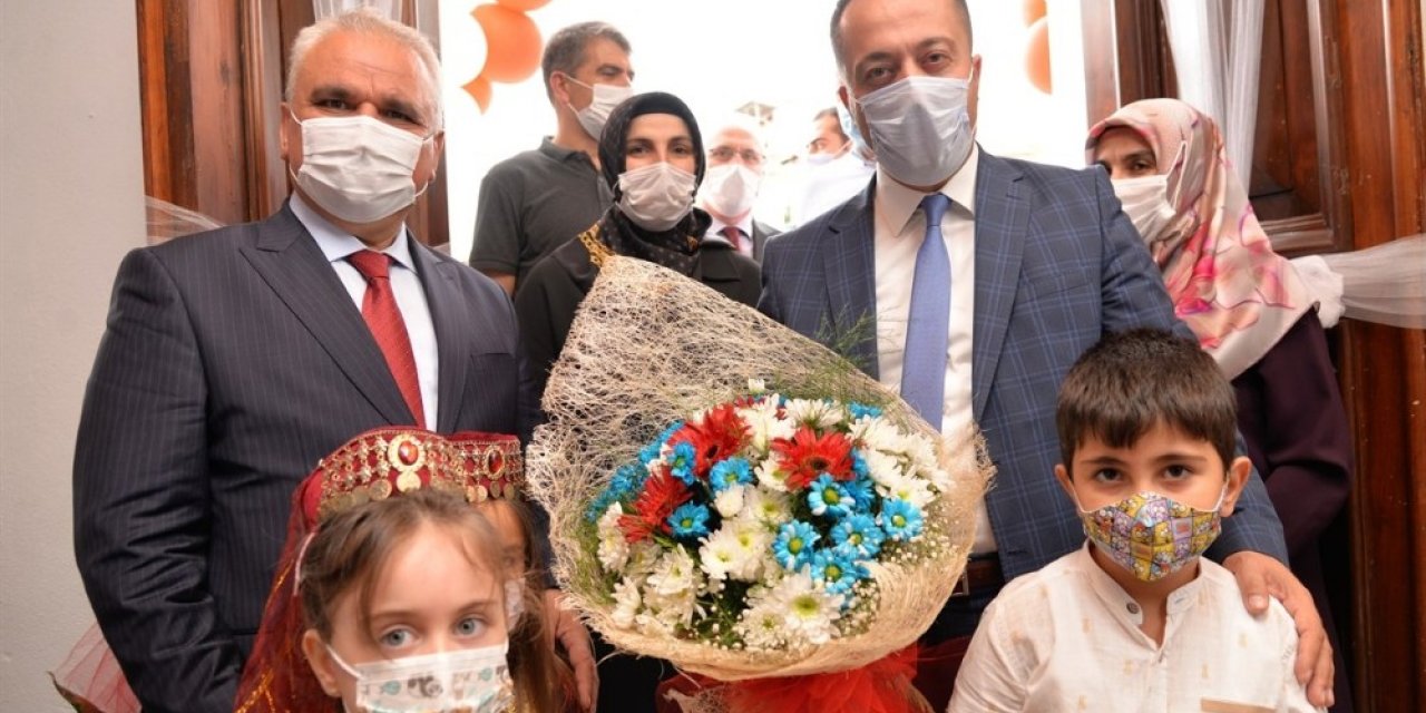 Tarihi ’Taş Mektep’ Malhatun Kuran Kursu açıldı