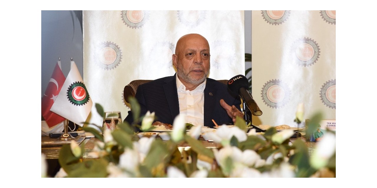 HAK-İŞ Genel Başkanı Arslan: "Bizim için birinci gündem maddesi 696 sayılı kanun hükmündeki kararnamenin 1 Kasım itibari ile yeni bir aşamaya gelmiş olması"