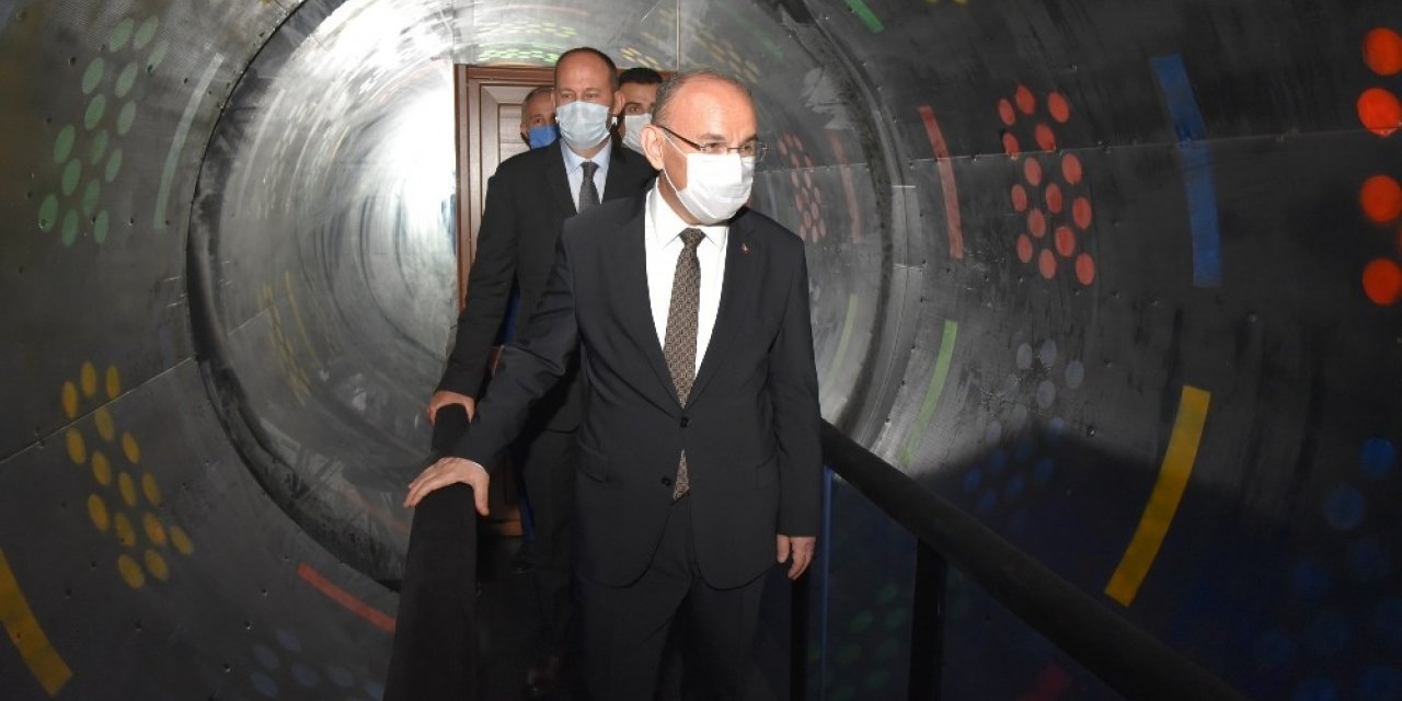 Vali Karadeniz, Planetaryumu inceledi