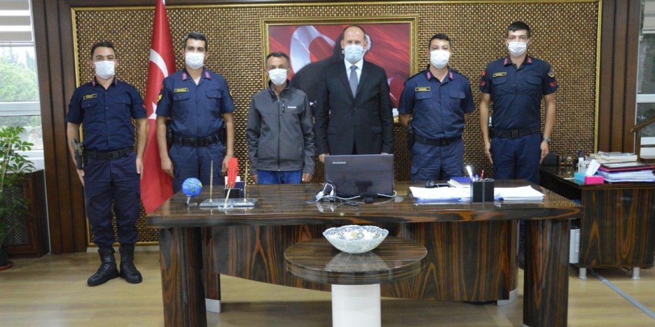Çiftçilerin ürünlerini çalan şahıslar jandarmadan kaçamadı