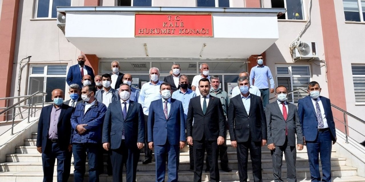 Gürkan, Kale Kaymakamı’nı ziyaret etti