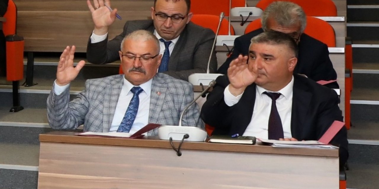 CHP ve İYİ Partili üyeler sosyal yardım ve kentsel dönüşüme ‘hayır’ dedi