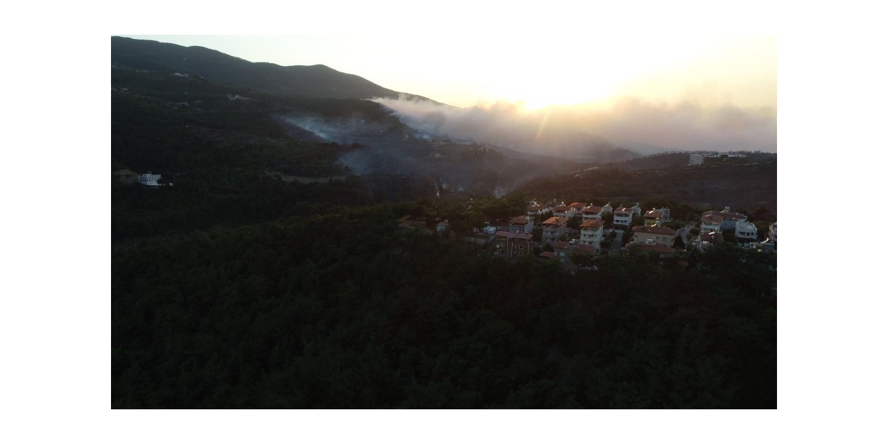 Hatay’daki orman yangını drone ile görüntülendi