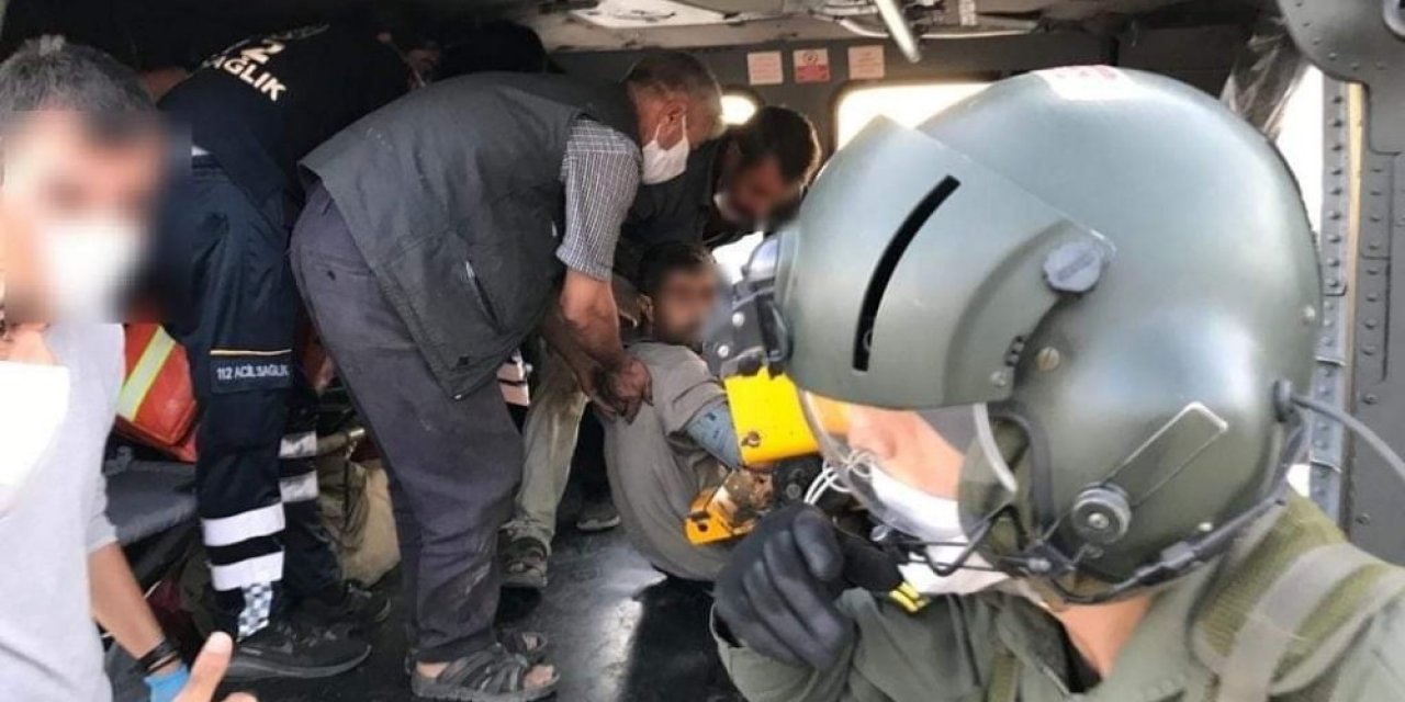 Elazığ’da yaralı çiftçi, askeri helikopter ile hastaneye ulaştırıldı