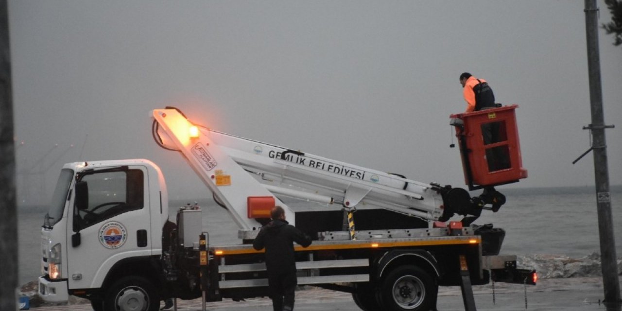 Aşırı yağışta belediye teyakkuza geçti