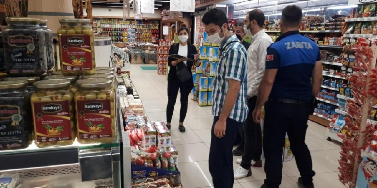 Düzce’de zabıtadan fiyat etiketi kontrolü
