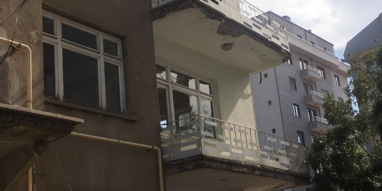 Uzaklaştırma kararına uymadı, eşinin yaşadığı evi yakmaya çalıştı