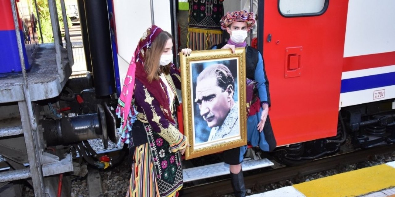 Atatürk’ün Manisa’ya gelişinin 95. yıl dönümü kutlandı