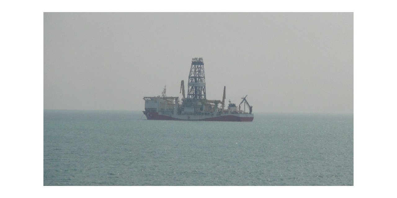 Kanuni sondaj gemisinin Mersin açıklarında bekleyişi sürüyor