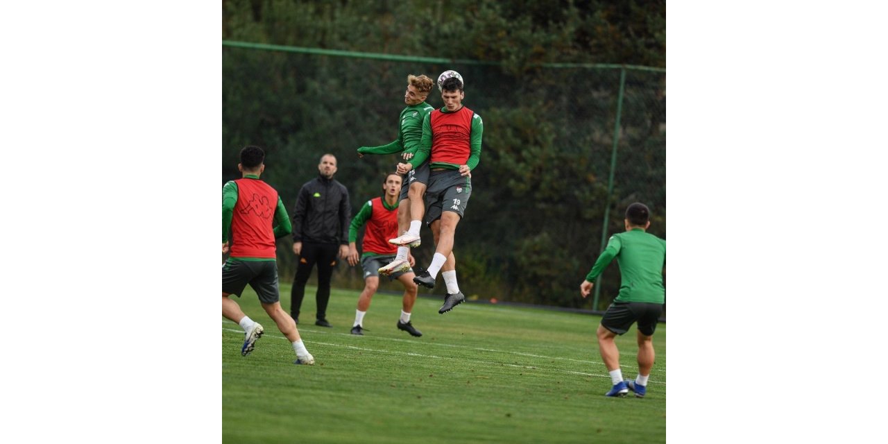 Bursaspor-Bandırmaspor maçı taraftara ve basına kapatıldı