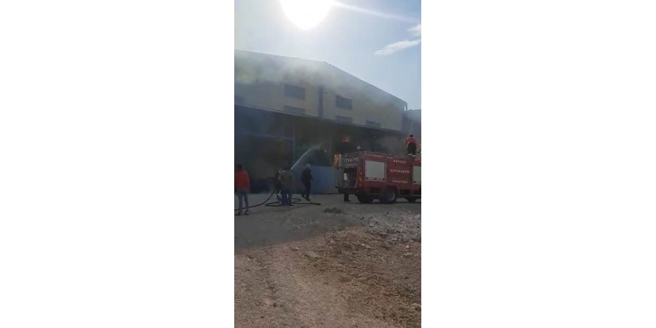 Develi’de iş yeri yangını