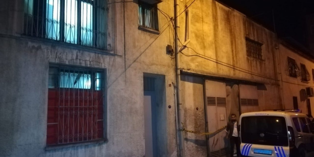 İzmir’de hırsızların girdiği depo sahte içki imalathanesi çıktı