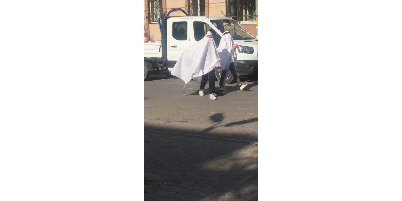 Acemi hayaletler sağa sola çarparak ilerledi