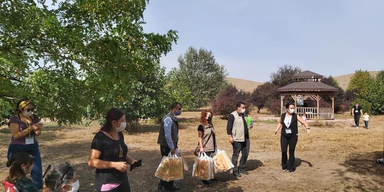 Çocuklara tabiat ve yaban hayatı anlatıldı