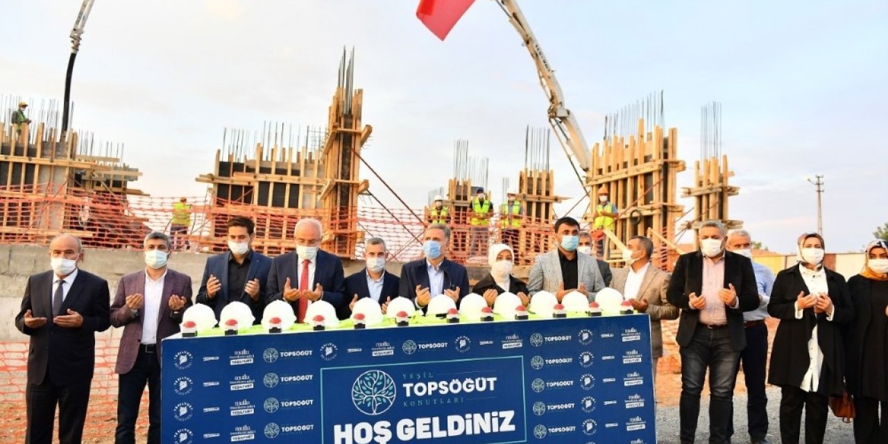 Yeşilyurt Belediyesi Yeşil Topsöğüt konutlarının temeli törenle atıldı