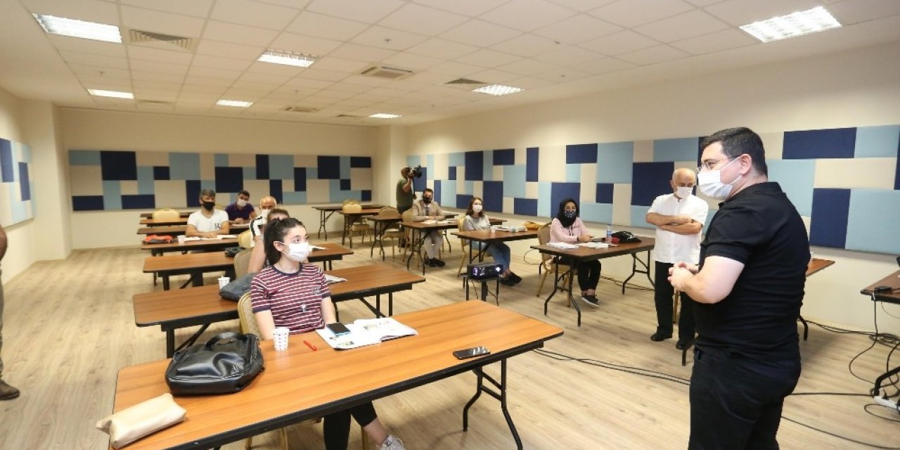Kepez Yabancı Diller Akademisi’nde 2. dönem
