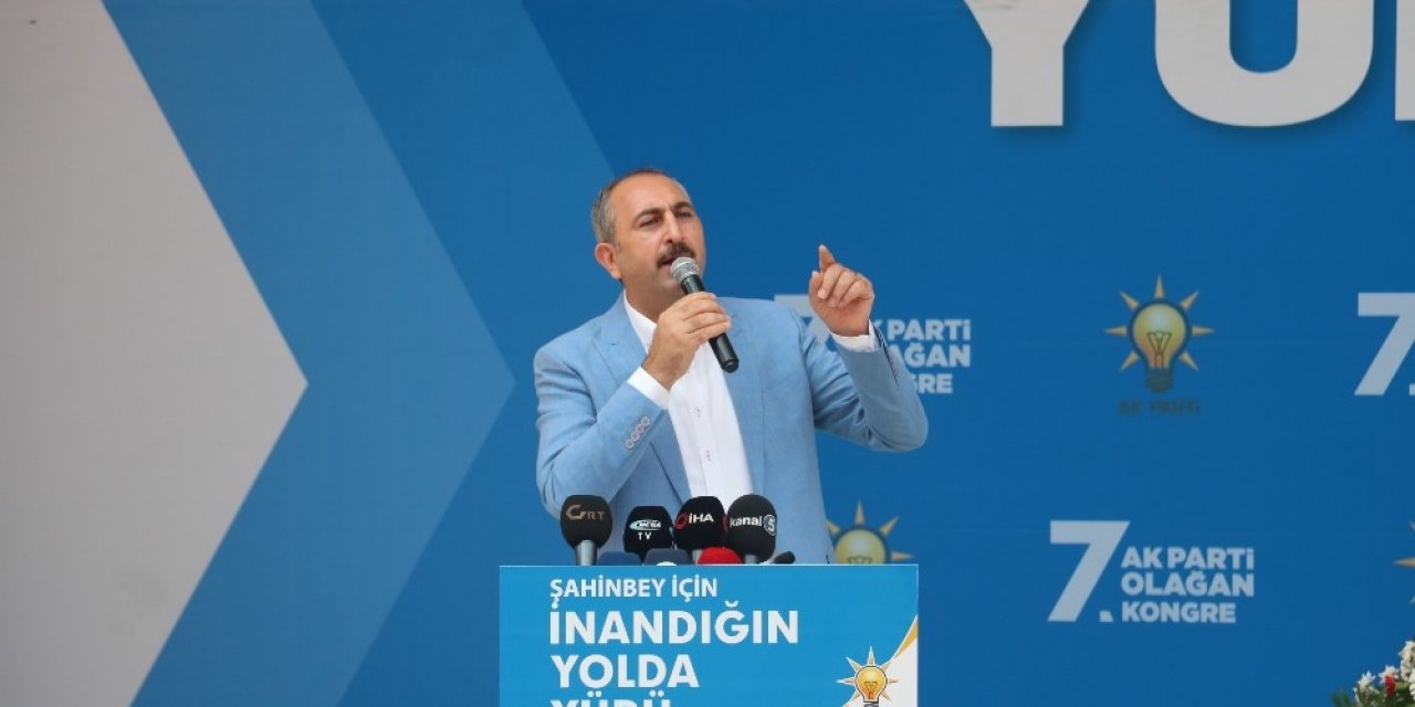 Bakan Gül: "Terör örgütü ciğerlerimizi yakıyor"