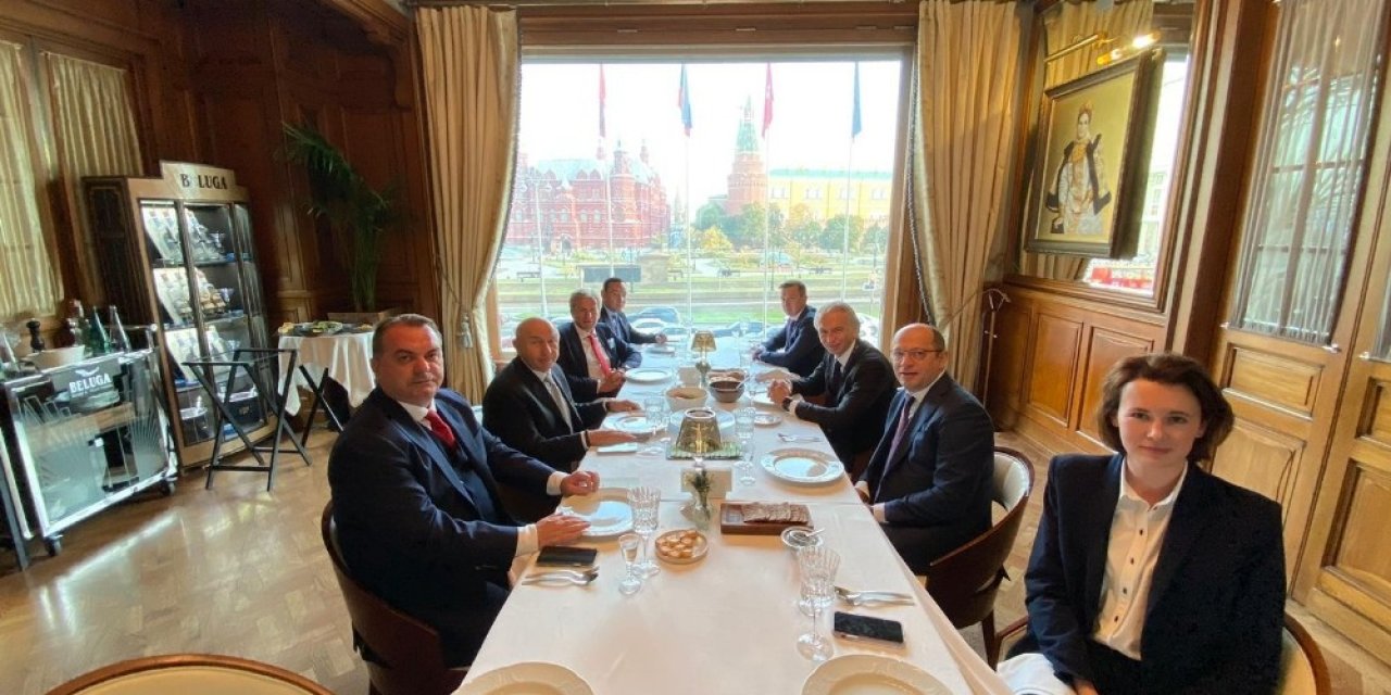 Rusya-Türkiye maçı öncesi yemek organizasyonu