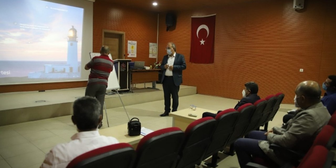 Elazığ’da " Akademik Yazım ve Araştırma Teknikleri" eğitimi